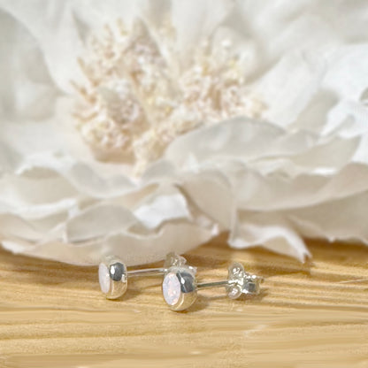 ✨ 925 Silver Opal Stud Earrings