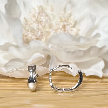 ✨ 925 Silver Cat Huggie Hoop Earrings