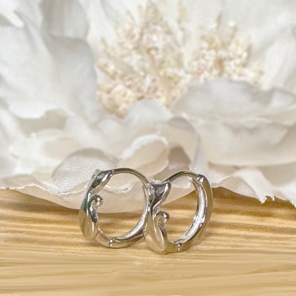 ✨ 925 Silver Cat Huggie Hoop Earrings