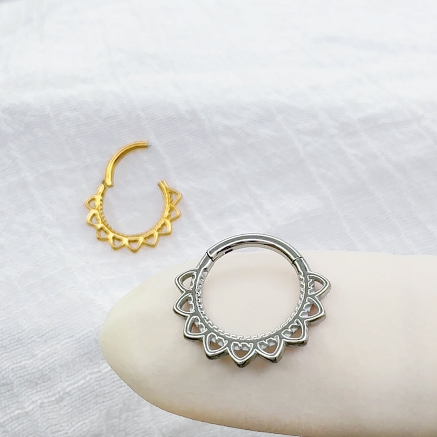 ✨ 316L Surgical Steel Heart Filigree Hinged Segment Hoop Clicker Ring 16G 8mm