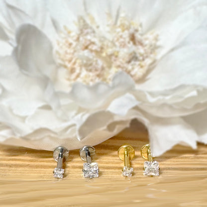 ✨ 16G Implant Grade Titanium Internally Threaded Labret with Square Prong Set CZ Top