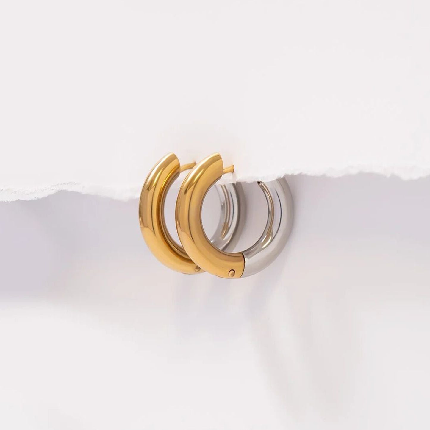 Mixed color silver and gold thick hoop earrings 4mm for piercings
