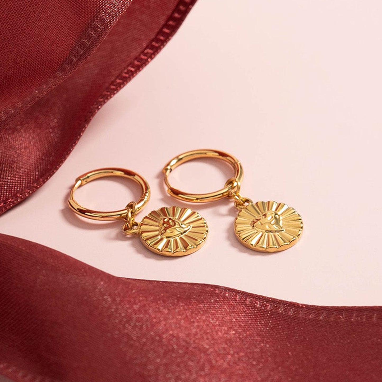 ✨ Sunburst Dangle Huggie Hoop Earrings