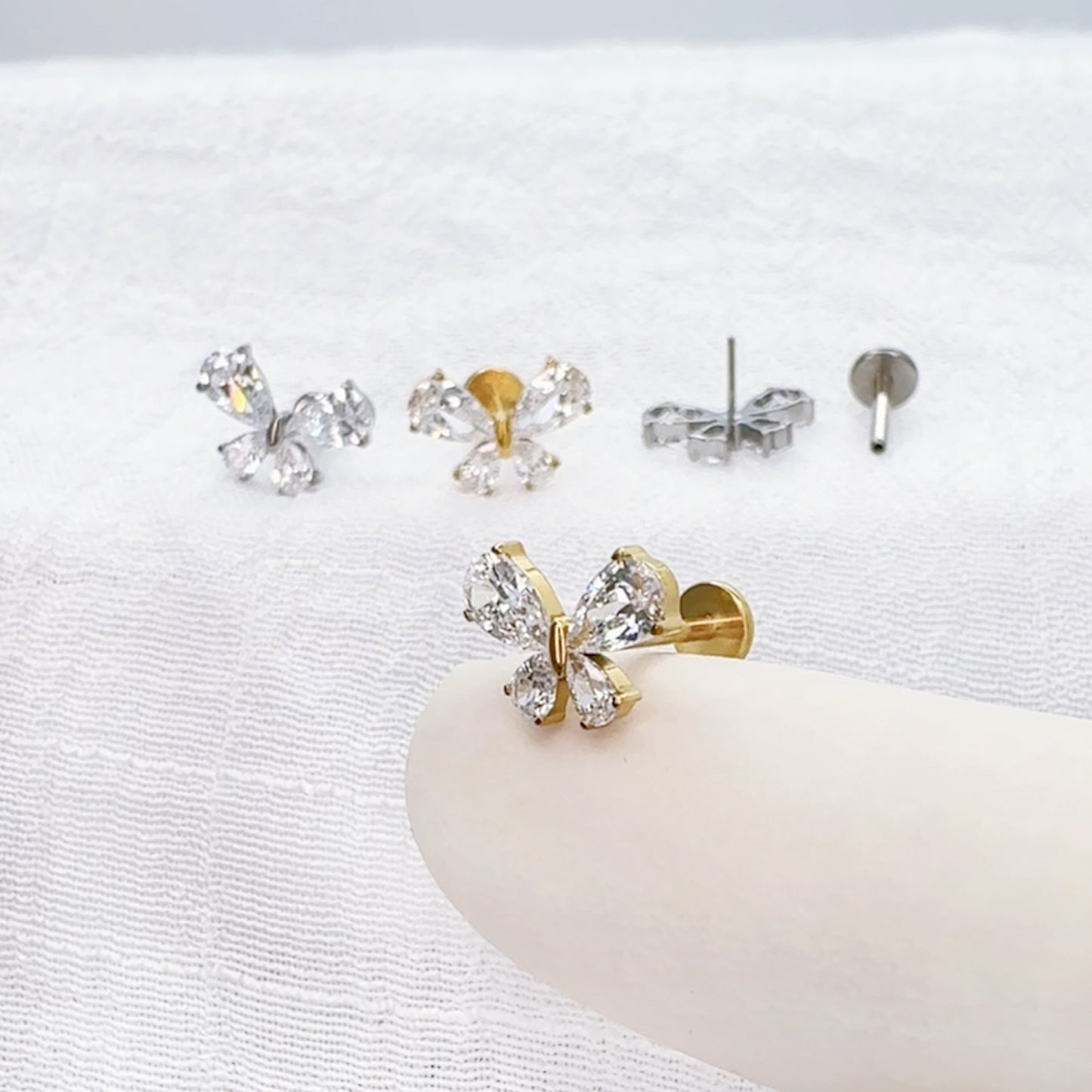 ✨ Titanium Threadless Push In CZ Butterfly Top Labret Bar Stud