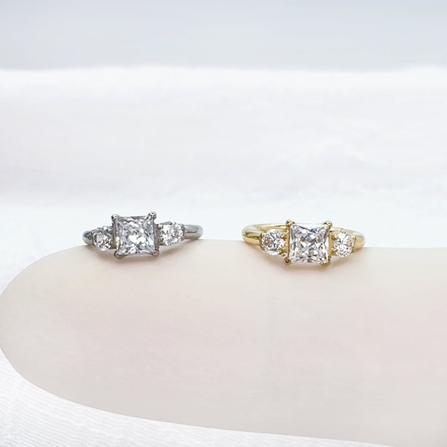 Titanium Hinged Hoop Square Round CZ