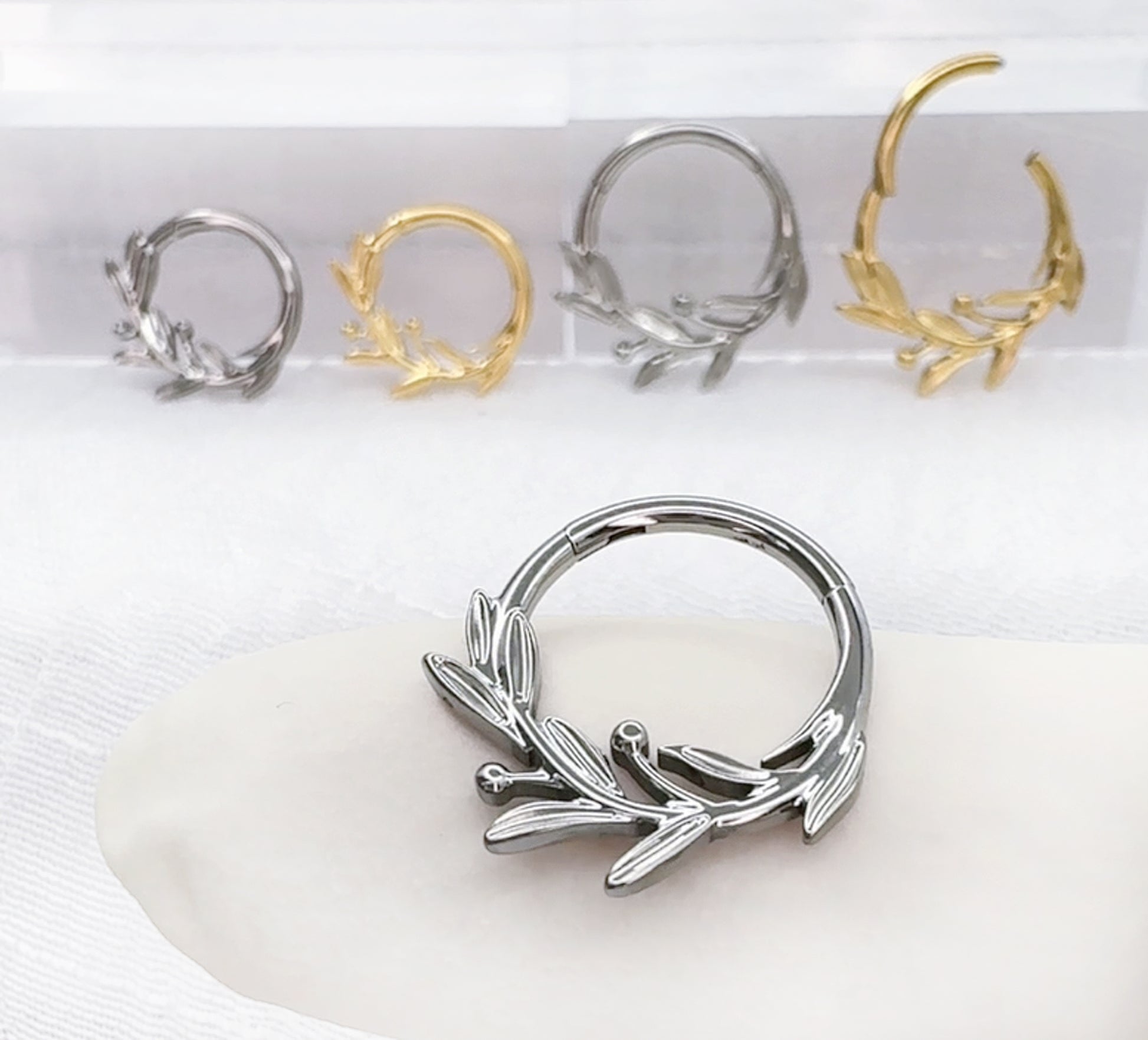 Titanium leaf branch hinged segment hoop ring for daith and septum
