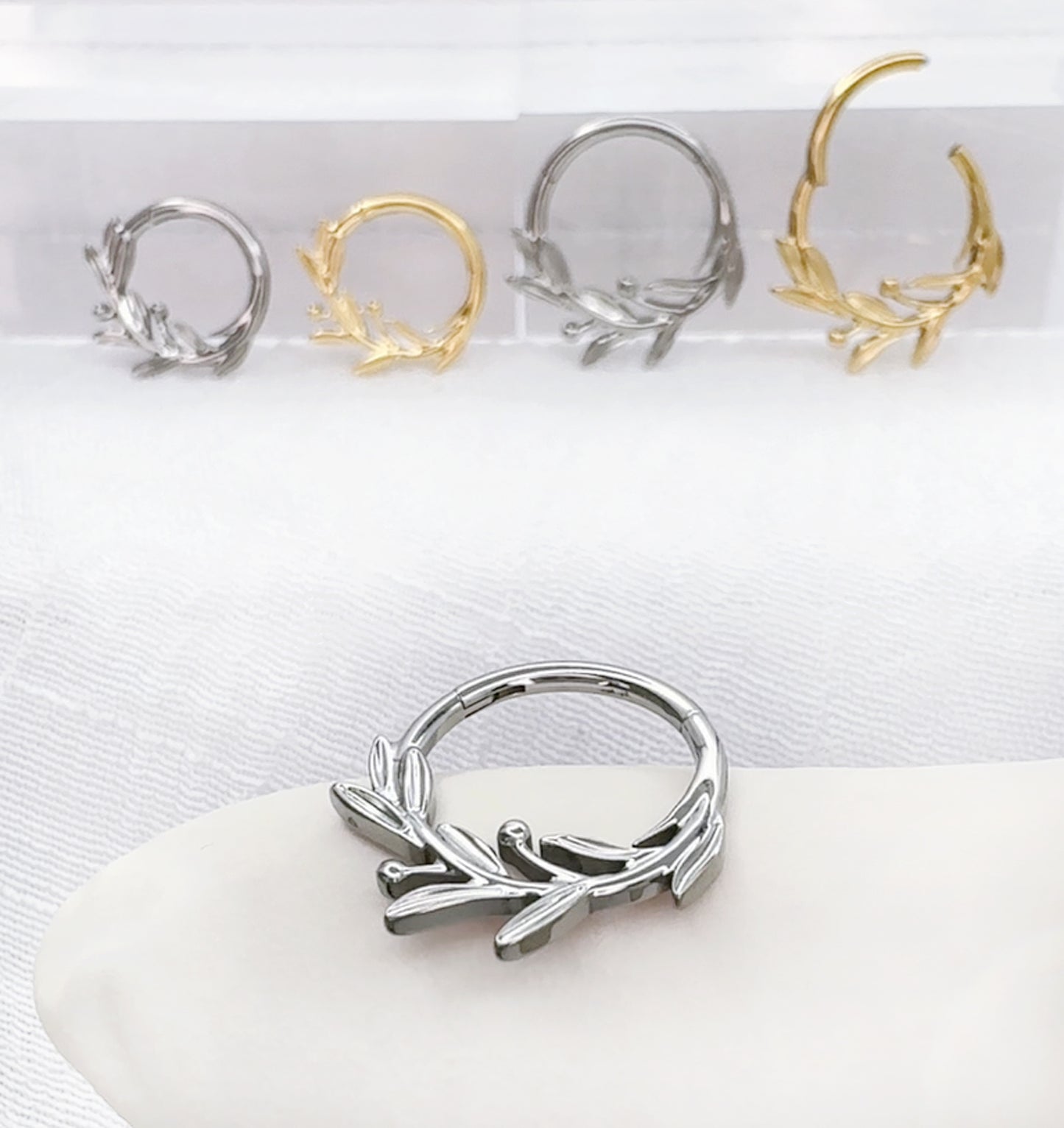 Titanium Leaf Branch Hinged Segment Ring