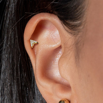 ✨ Surgical Steel Arrow CZ Internally Threaded Flat Back Labret 16G