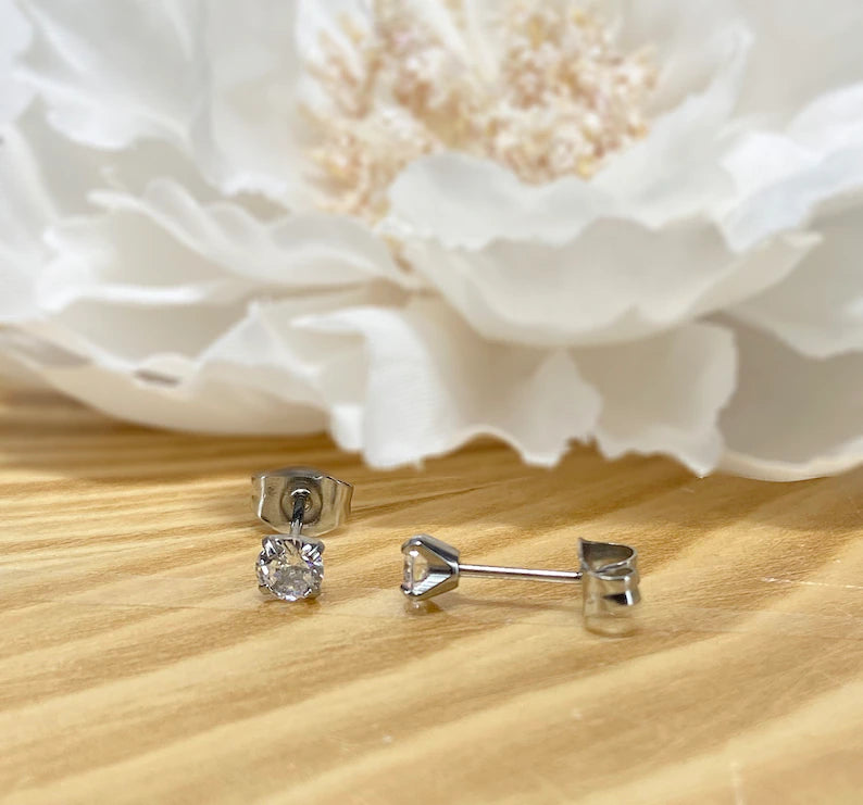 ✨ Titanium Clear Prong Set CZ Earrings