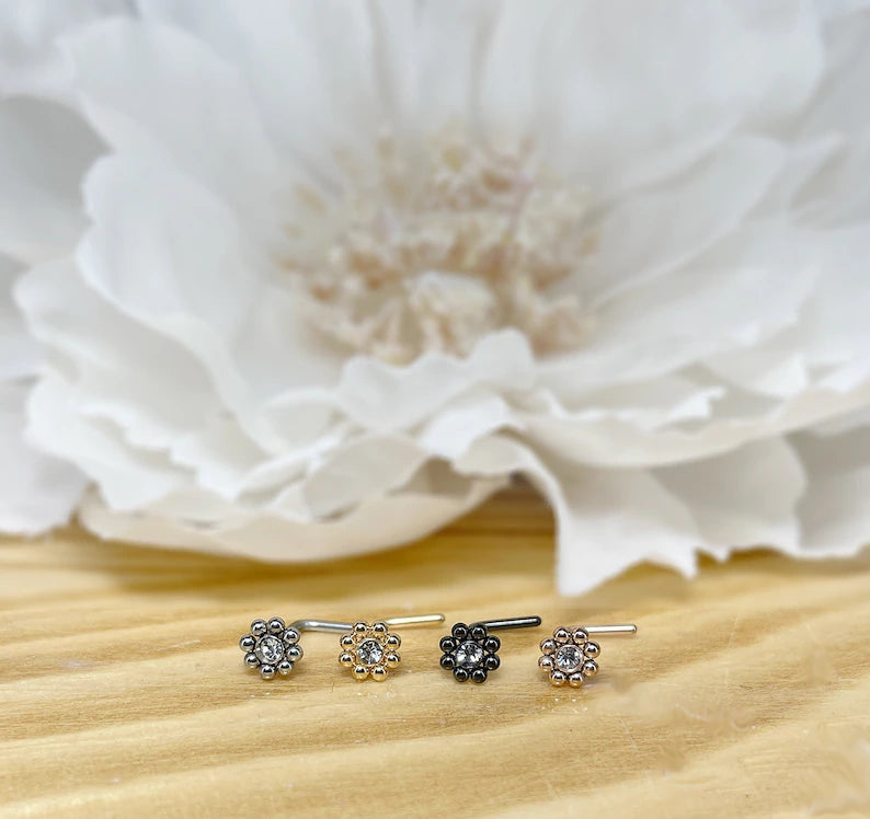 ✨ Round Flower CZ Nose Stud Ring
