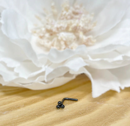 ✨ 3-Ball Triangle Top L-Bend Nose Stud 20G