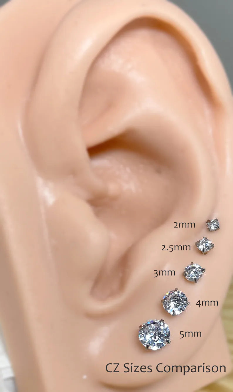 ✨ Titanium Clear Round CZ Stud Earrings