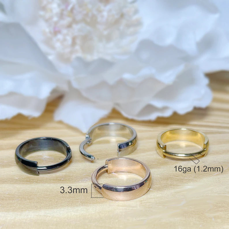 ✨Titanium Hinged Clicker Ring with Dome Surface 16G