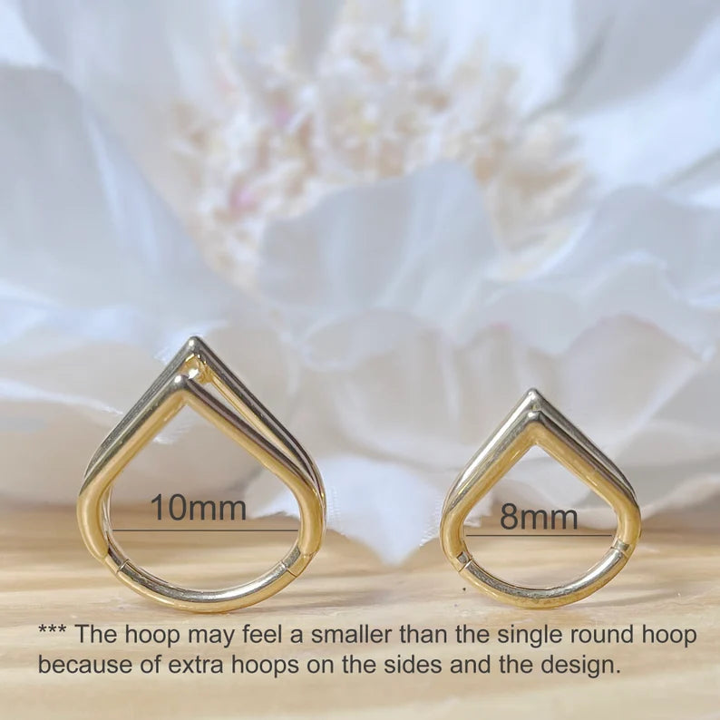 ✨ Titanium Triple Chevron Hinged Clicker Hoop 16G