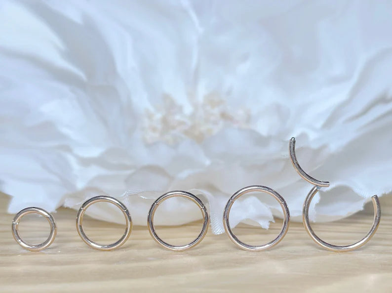 ✨ Rose Gold Surgical Steel Plain Hinged Clicker Hoop