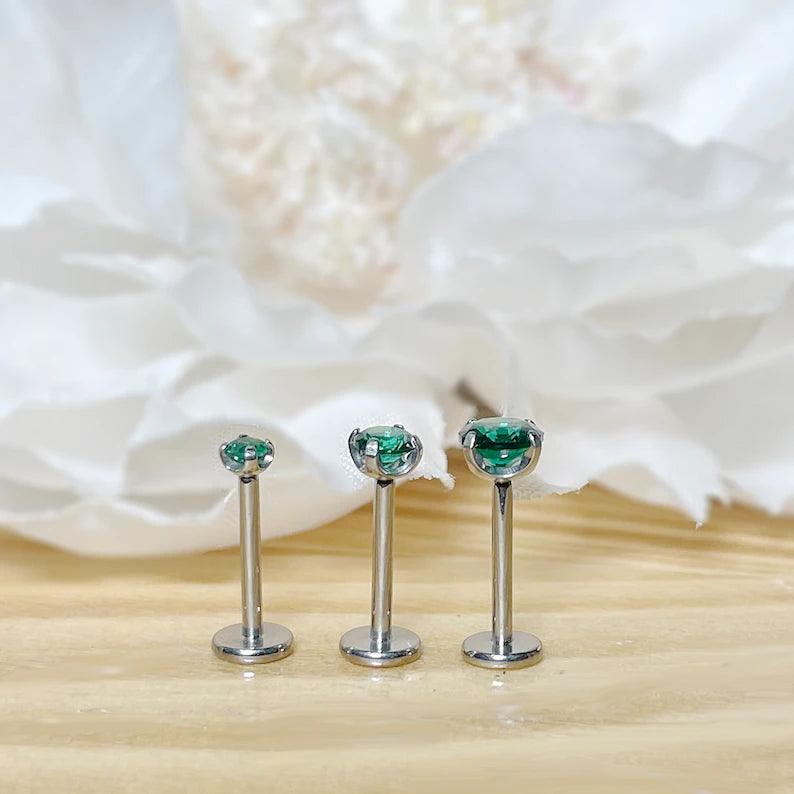 ✨ Titanium Emerald Green CZ Top Threadless  Labret