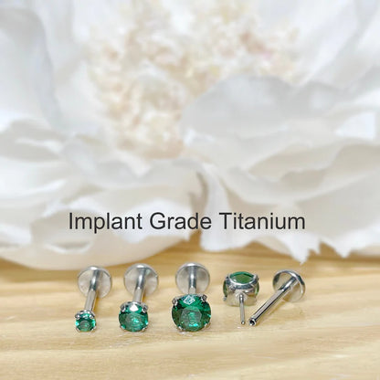 ✨ Titanium Emerald Green CZ Top Threadless  Labret