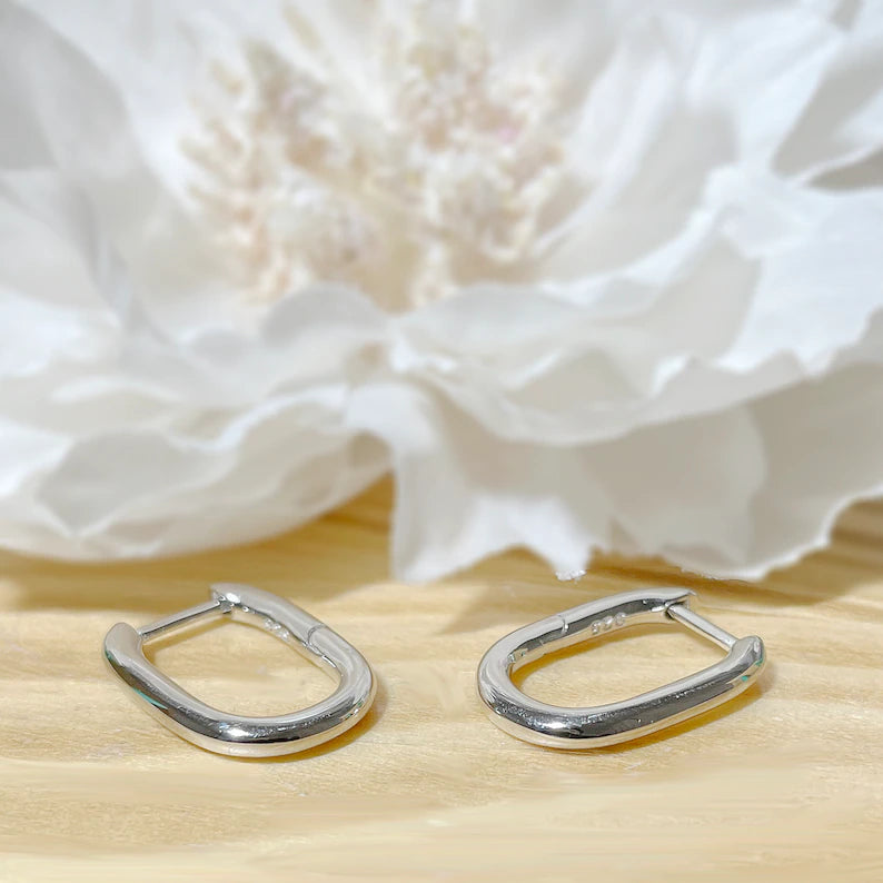 ✨ 925 Silver Rectangular Hoop Earrings