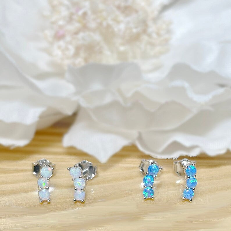 ✨ 925 Silver Dainty 3-Opal Stud Earrings