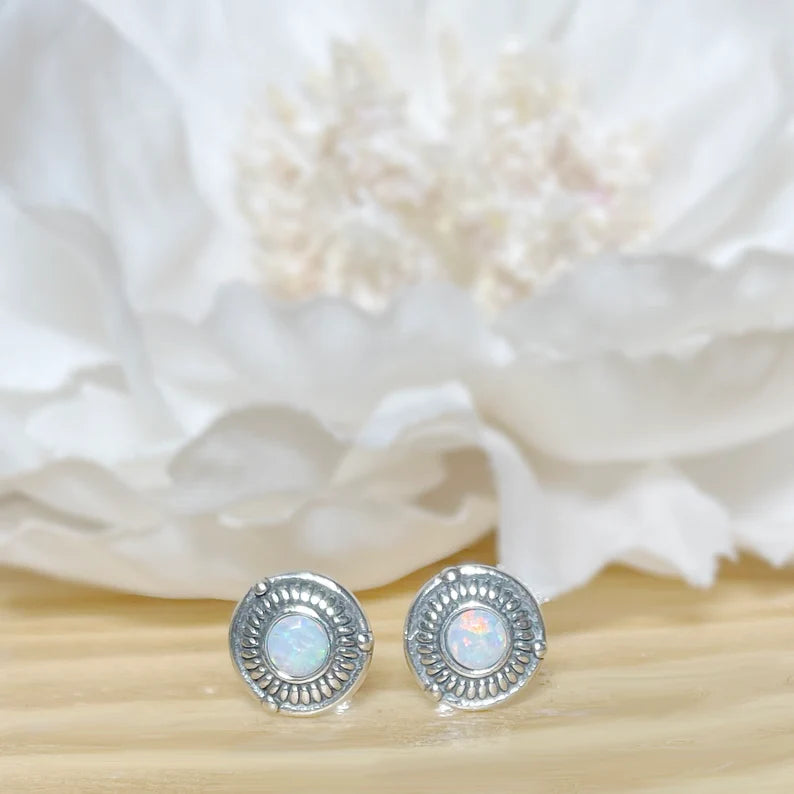 ✨ 925 Silver Round Opal Stud Earrings