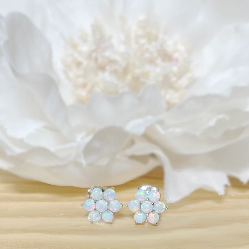 ✨ 925 Silver Opal Flower Stud Earrings