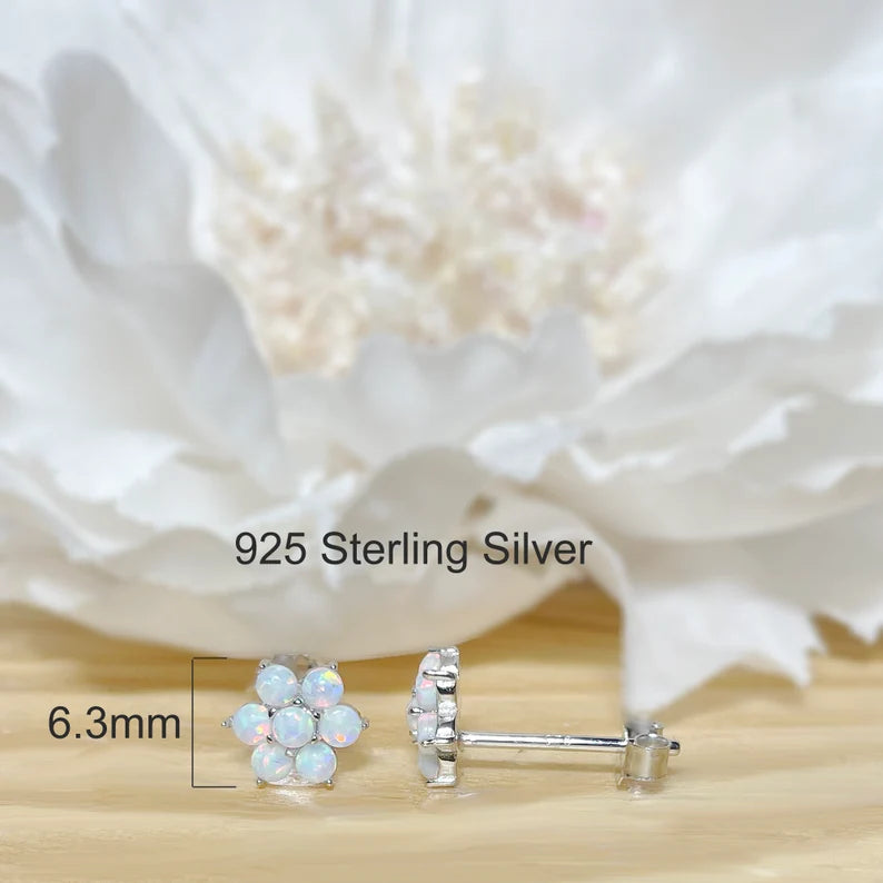 ✨ 925 Silver Opal Flower Stud Earrings