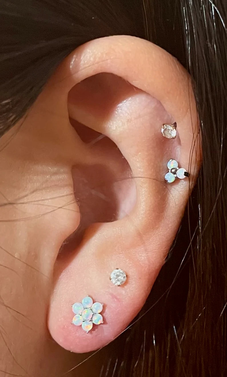 ✨ 925 Silver Opal Flower Stud Earrings