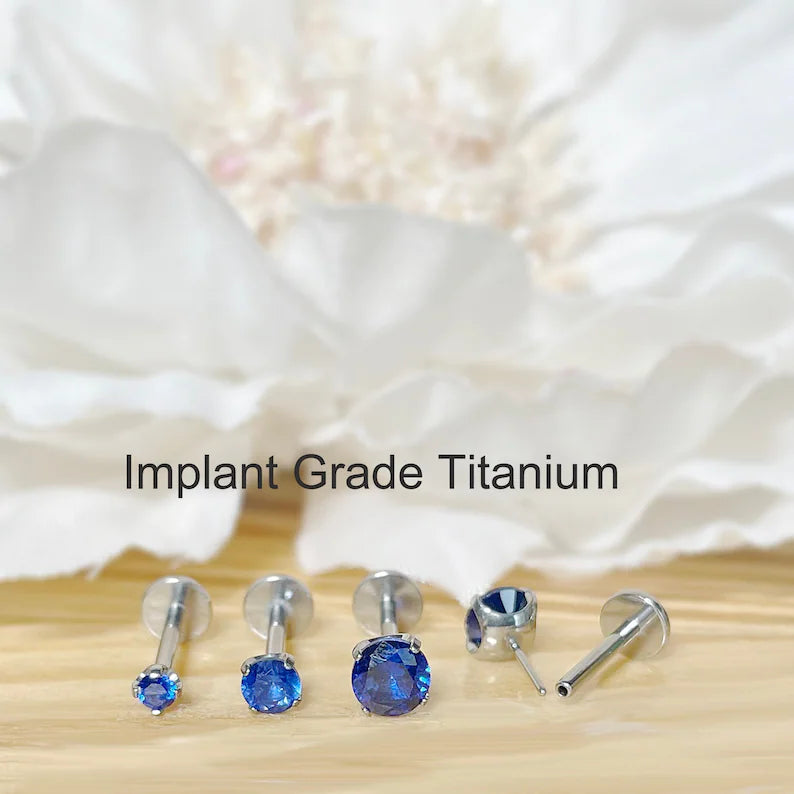 ✨ Titanium Blue CZ Top Threadless Labret Bar