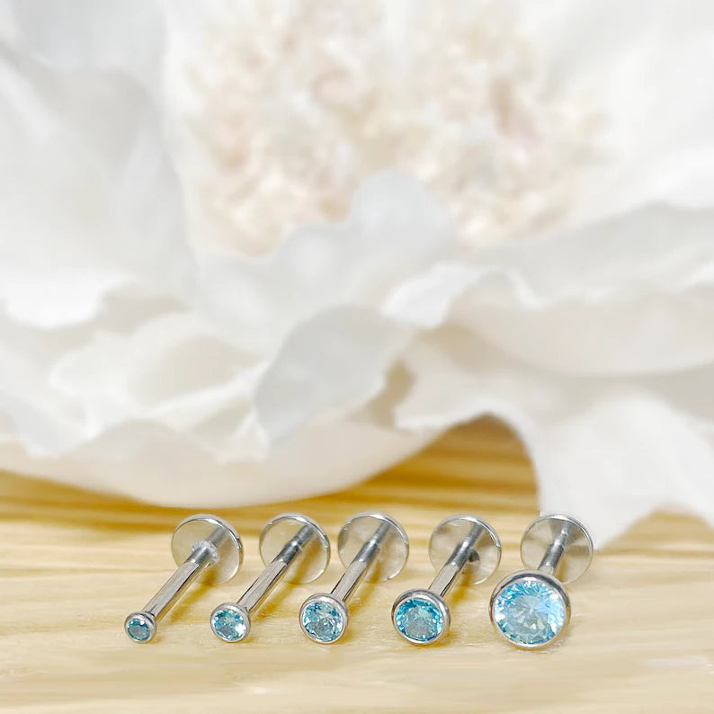 ✨ Titanium Aqua CZ Top Threadless Labret Bar