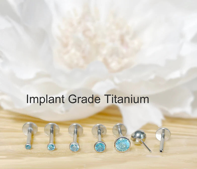 ✨ Titanium Aqua CZ Top Threadless Labret Bar