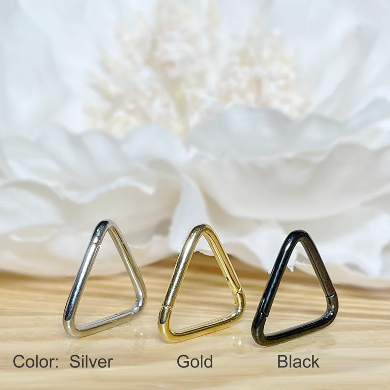 ✨ Titanium Triangle Hinged Clicker Hoop Ring