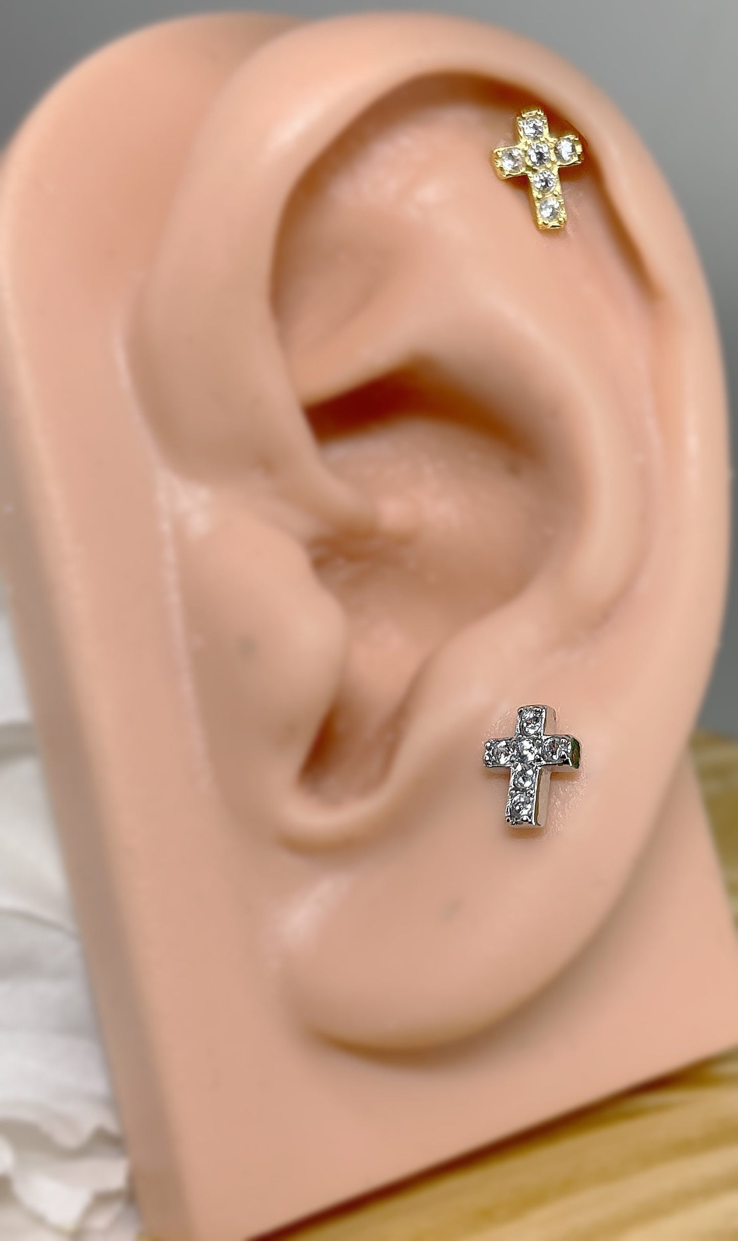 ✨ Surgical Steel Cross CZ Internally Threaded Flat Back Labret 16G