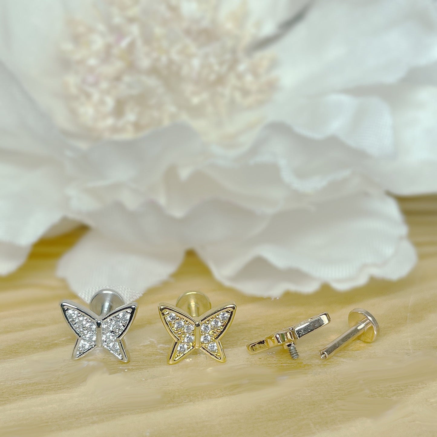 ✨ Butterfly CZ Internally Threaded Flat Back Labret 16G