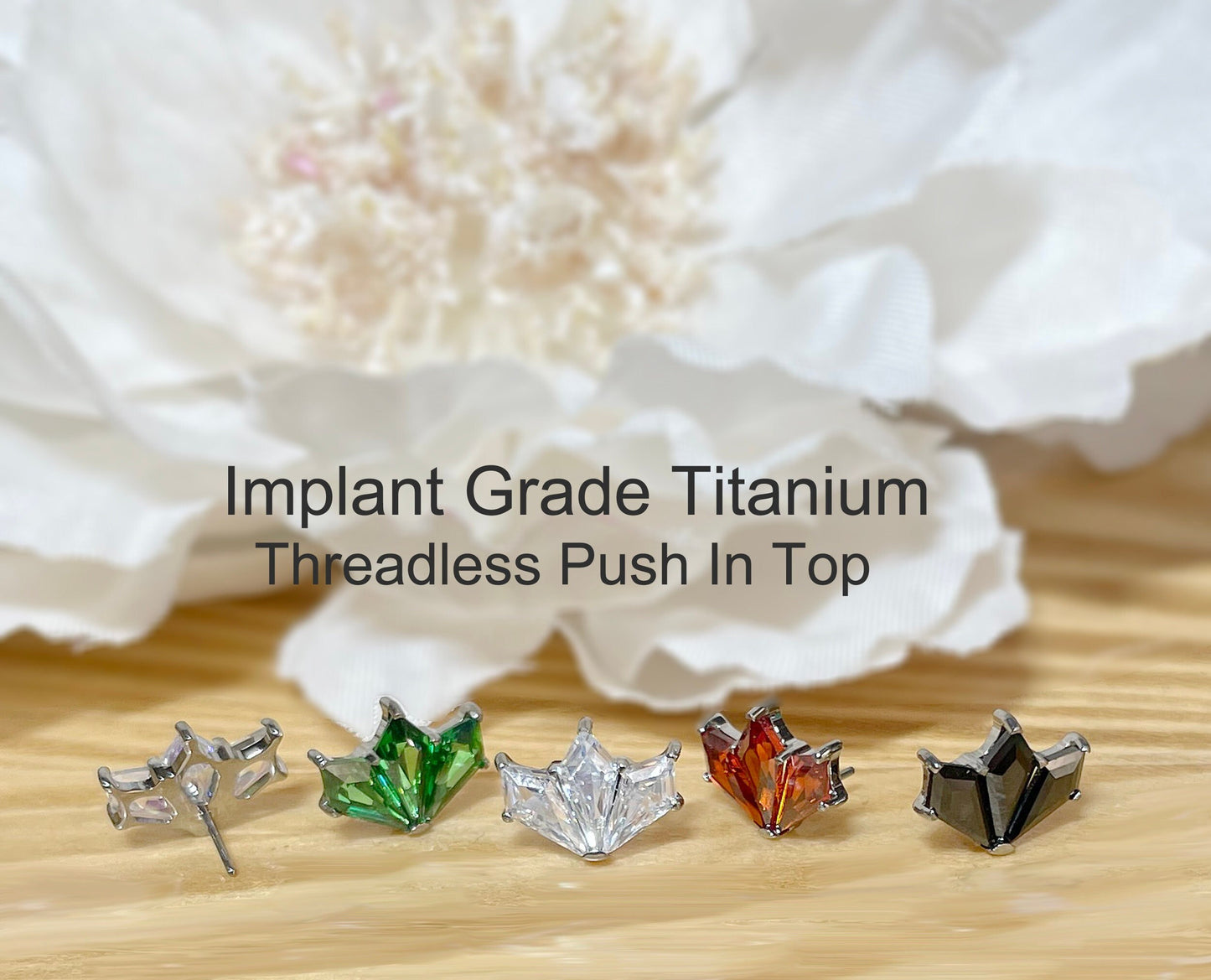 ✨ Titanium Threadless Triple-CZ Top