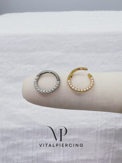 ✨ 16G Titanium Hinged Segment Ring with Pearl Front
