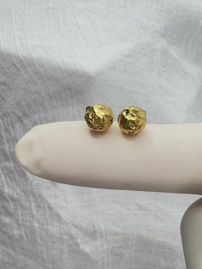✨ Surgical Steel Hammered Ball Stud Earring