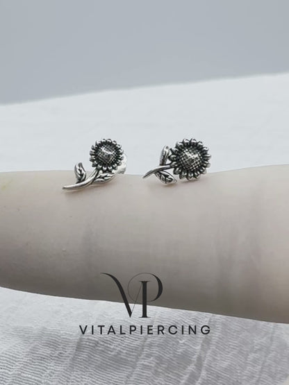 ✨ 925 Silver Sunflower Stud Earrings
