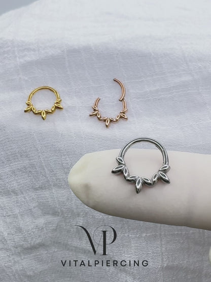 ✨ 316L Surgical Steel Leaf Vine Hinged Segment Hoop Clicker Ring 16G 8mm