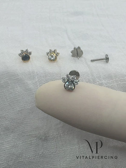 ✨ Titanium Threadless Push In CZ Paw Top Labret Bar Stud