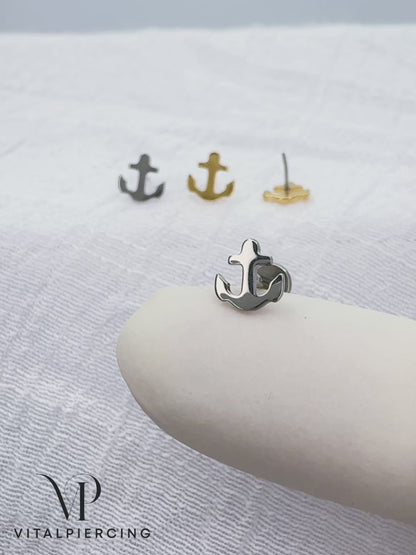 ✨ Titanium Anchor Top Threadless Labret