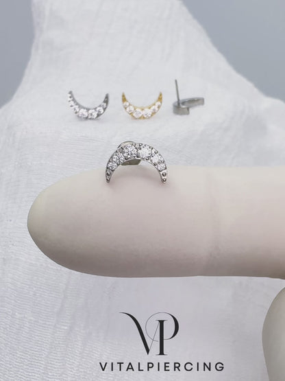 ✨ Titanium Threadless Push In Crescent Moon CZ Labret Stud