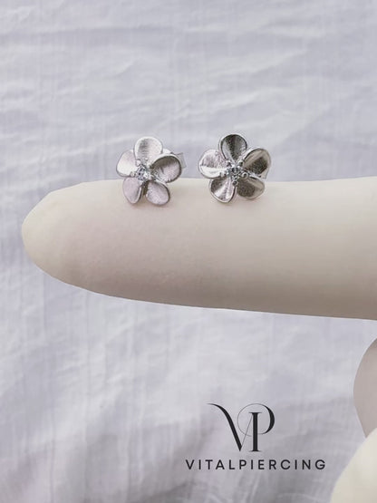 ✨ 925 Silver CZ Flower Stud Earrings