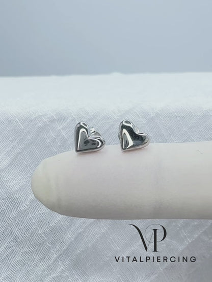 ✨ 925 Silver Heart Stud Earrings