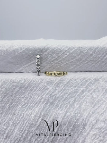 ✨ Pyramid Cuts Hinged Belly Button Ring