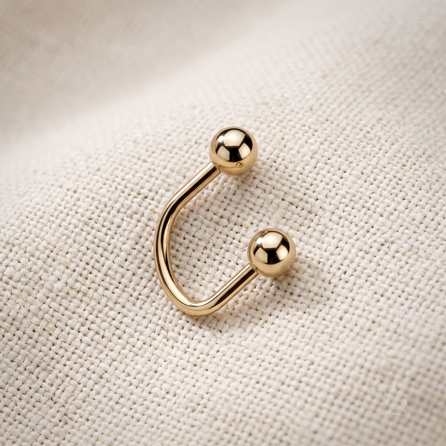 Titanium U Hoop with Threadless Ball